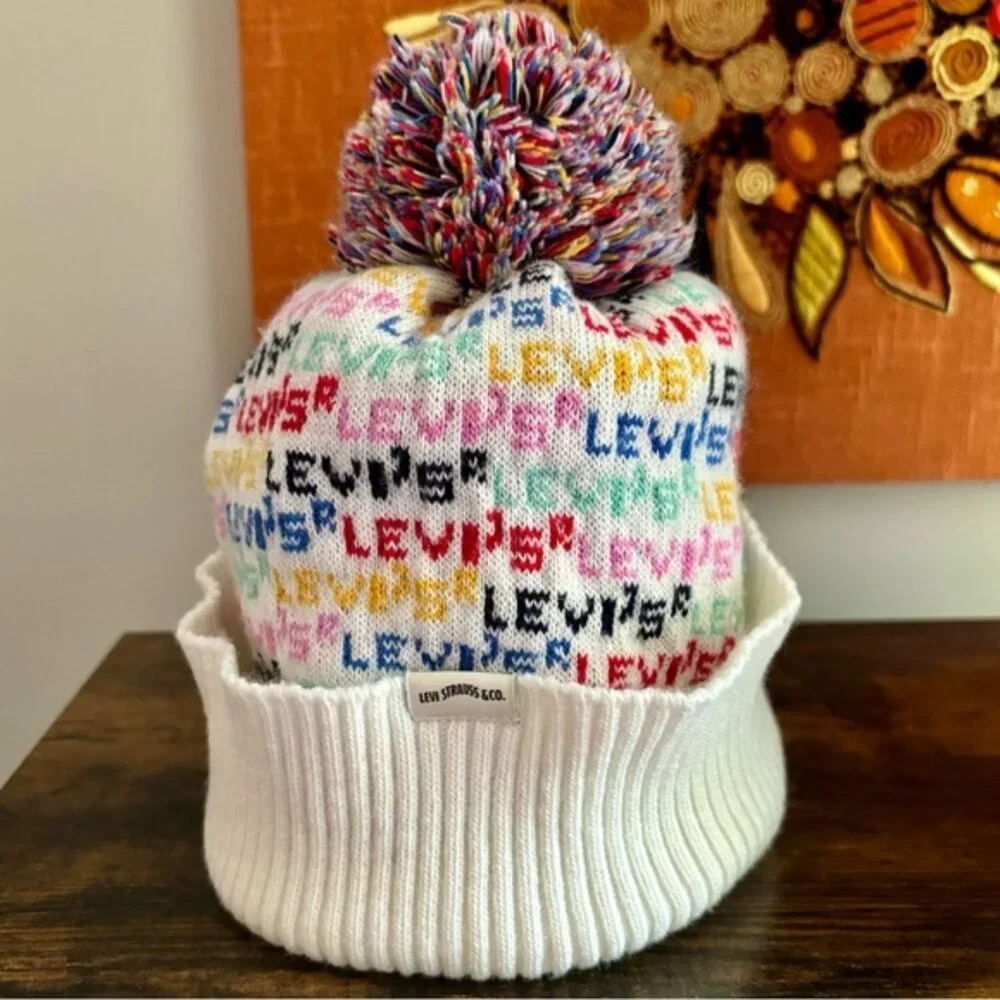 Levi's White Multicolor Logo Pom Beanie